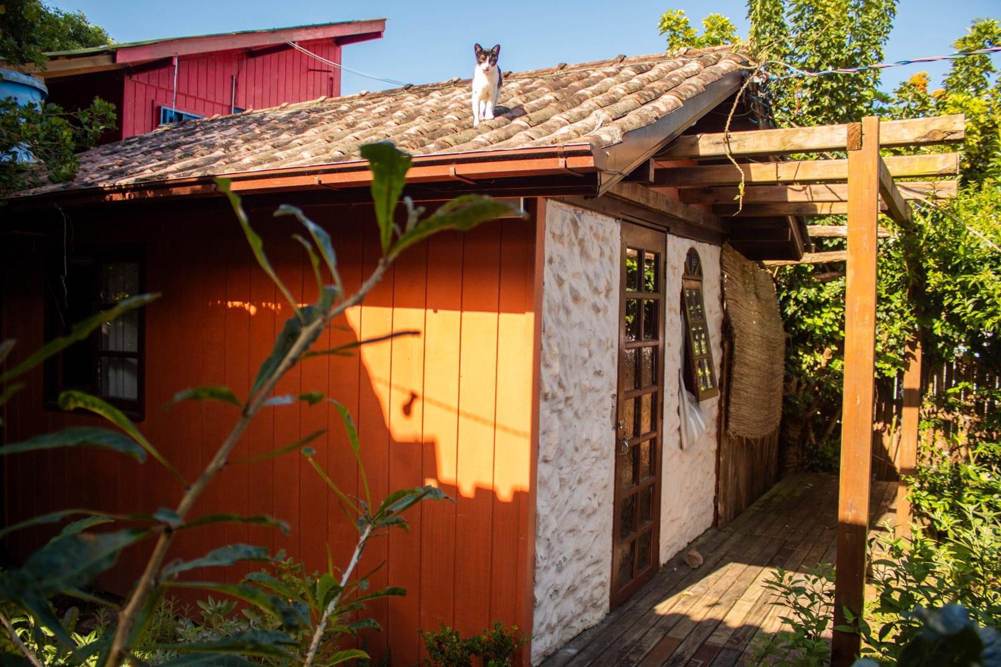 Hostel Antonio Pescador - Centro Da Guarda do Embaú 外观 照片